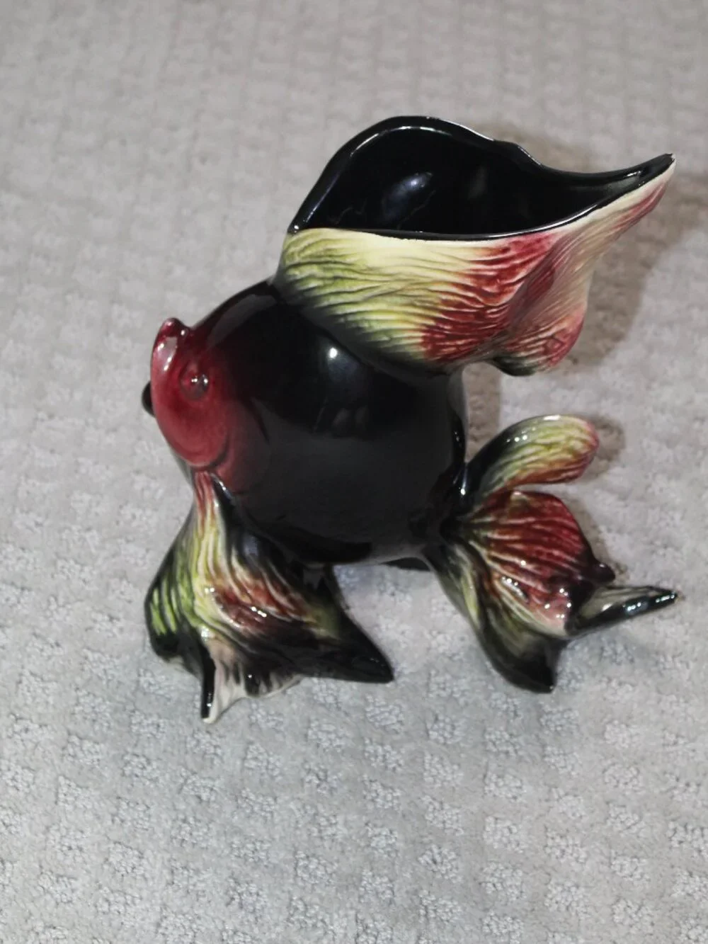 Vintage Hull Pottery 9